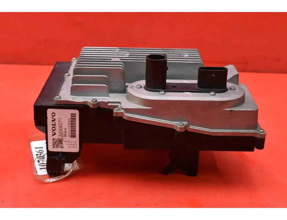 VOLVO V60 1 generation (2010-2020) Moottorin ohjausyksikkö ECU 32300277 35108514