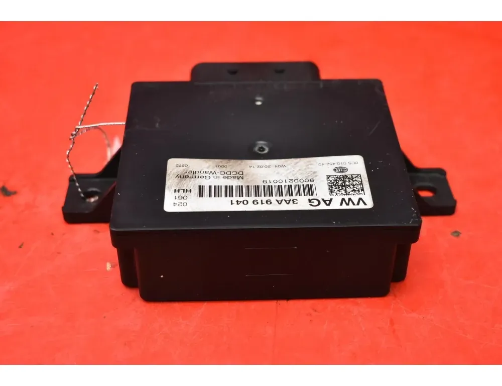 VOLKSWAGEN Passat B7 (2010-2015) Moottorin ohjausyksikkö ECU 3AA919041 34951206