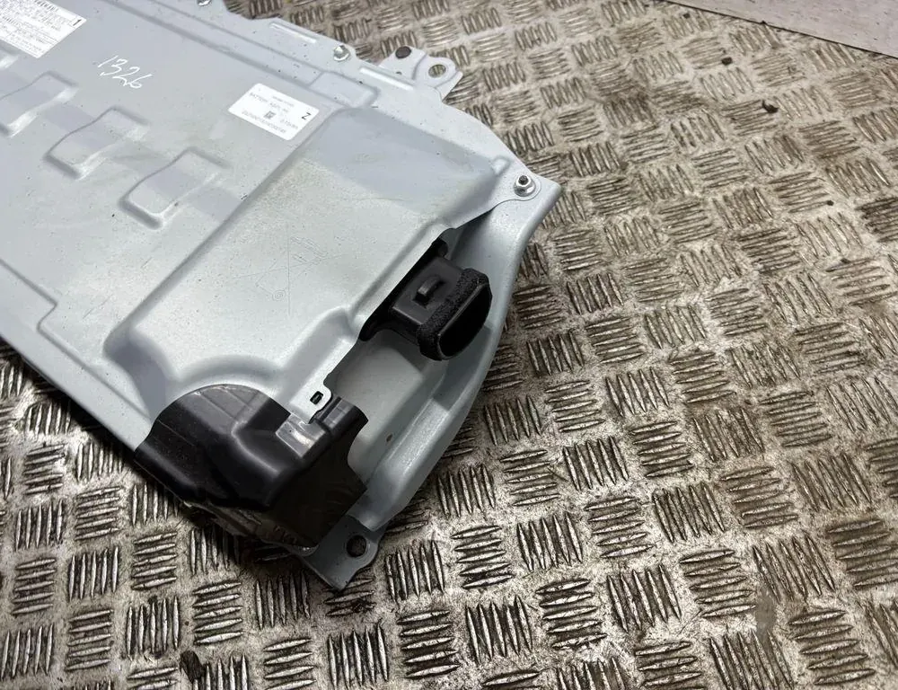 TOYOTA Prius 4 generation (XW50) (2015-2023) Akku G928047150 33237804