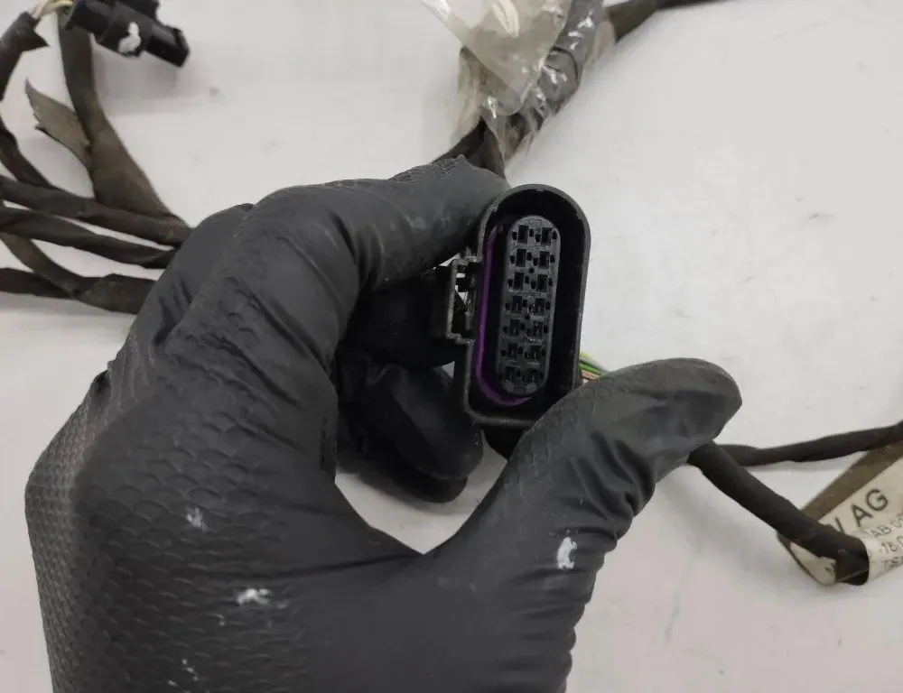 SEAT Ateca 1 generation (2016-2024) Takaosan pysäköintitutkan johdotus 575971194J 34952550