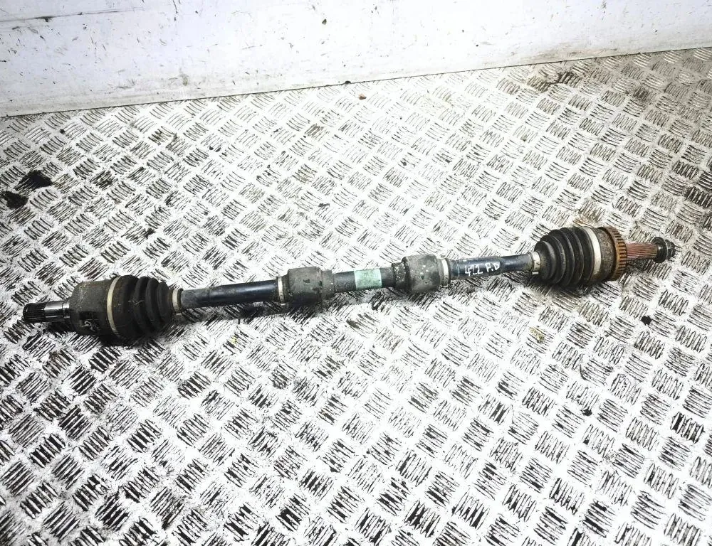 HYUNDAI i40 VF (1 generation) (2011-2020) Oikea etuvetoakseli 495013Z450 34941864