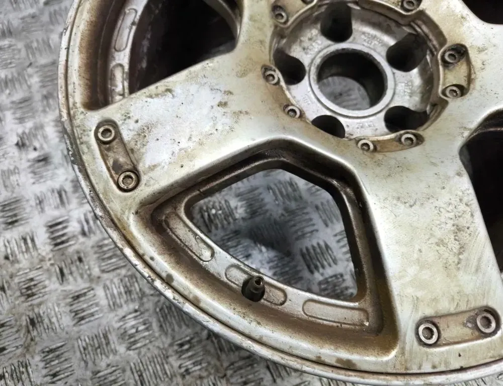 AUDI A6 allroad C5 (2000-2006) Pyörä 4Z7601025 34938128