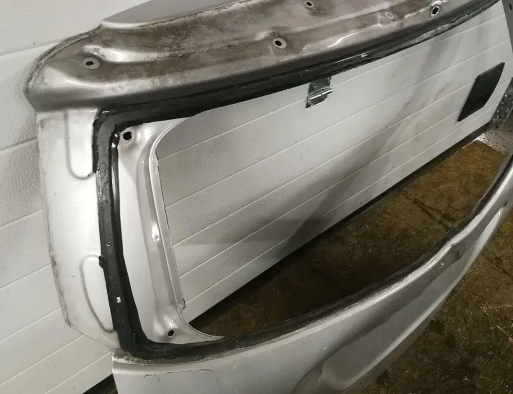 TOYOTA Verso 1 generation (2009-2015) Tavaratilan takaluukku 34939311