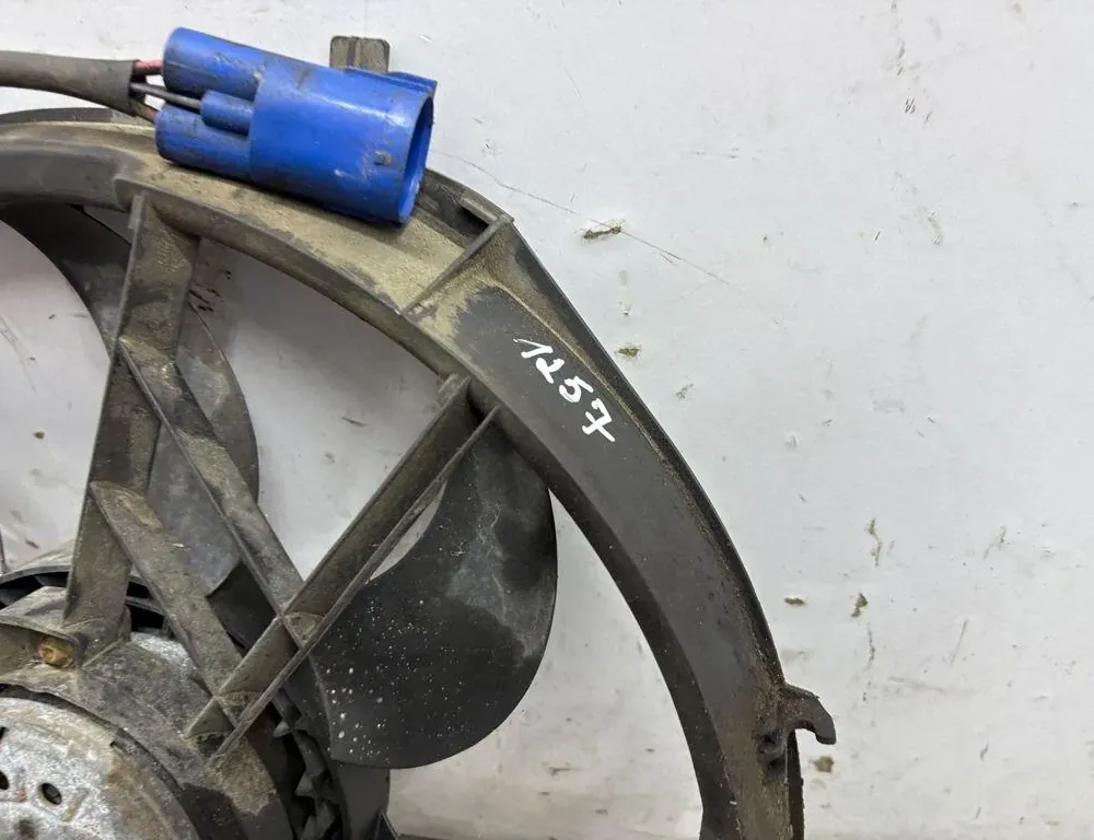 MERCEDES-BENZ A-Class W169 (2004-2012) Moottorin jäähdytystuulettimen jäähdytin 0130307008 34955190