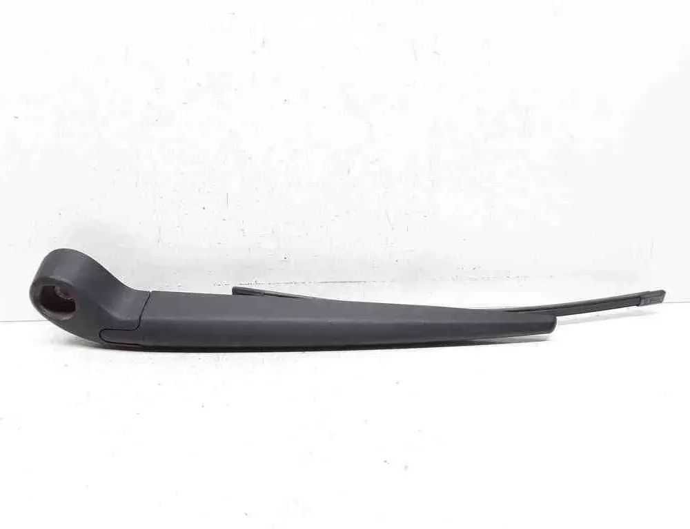 VOLVO V70 2 generation (2000-2008) Takaluukun lasinpyyhkijän varsi 30663892 32657139