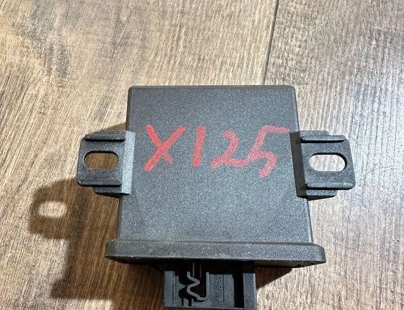 MERCEDES-BENZ R-Class W251 (2005-2017) Ajovalojen ohjausyksikkö 5DF00827804,A2118708726 34558269