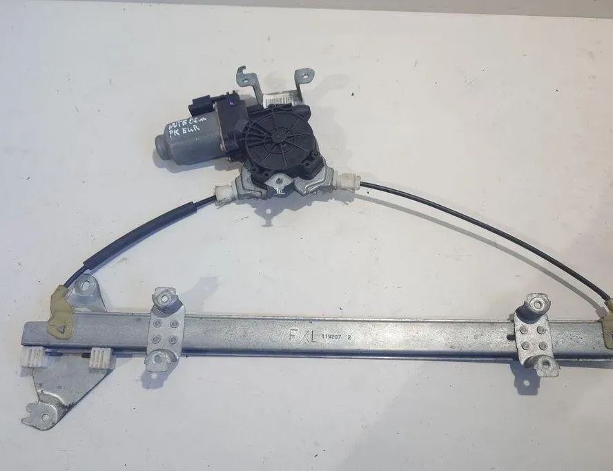 NISSAN Note 1 generation (2005-2014) Vasemman etuoven ikkunansäädin 1104706 31393834