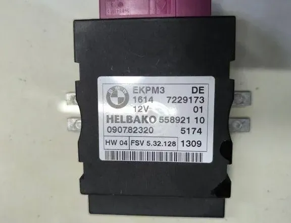 BMW 1 Series E81/E82/E87/E88 (2004-2013) Polttoainepumpun ohjaus 55892110,7229173 31761804