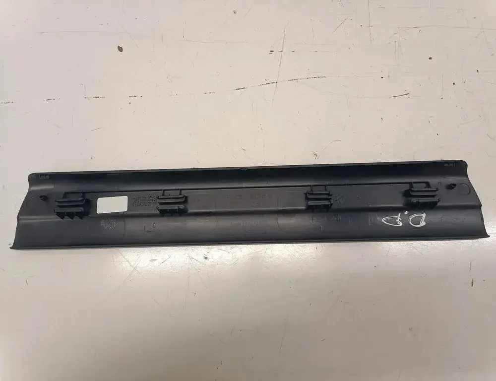 MINI Countryman 2 generation (F60) (2016-2024) Oikea etukynnysverhoilu 7380255 26758075