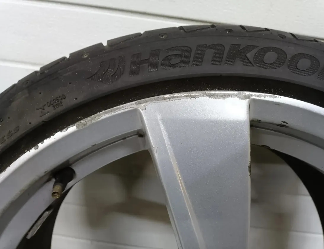 AUDI A4 B9/8W (2015-2024) Pyöräsarja 8W0601025ES 30096519