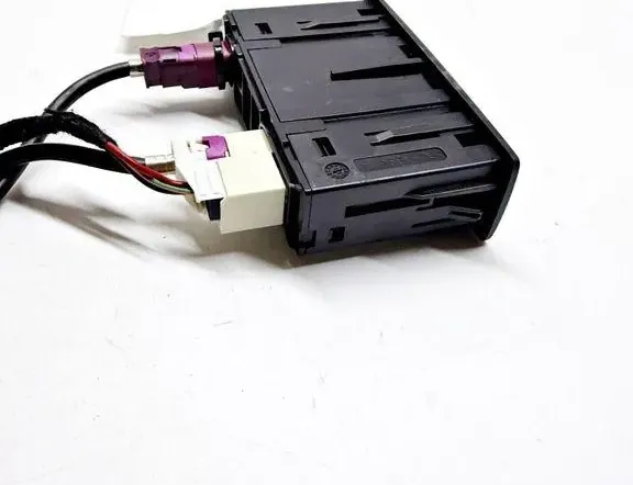 MERCEDES-BENZ CLA-Class C118 (2019-2023) USB A2478204002,0115520 34791383
