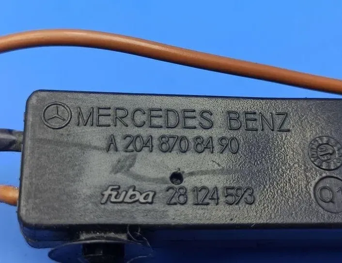 MERCEDES-BENZ C-Class W204/S204/C204 (2004-2015) Bootlid antennivahvistin A2048708490 21209558