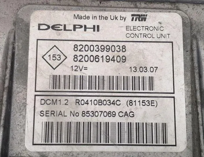 NISSAN Note 1 generation (2005-2014) Moottorin ohjausyksikkö ECU 8200399038,8200619409,9U30D 21530303