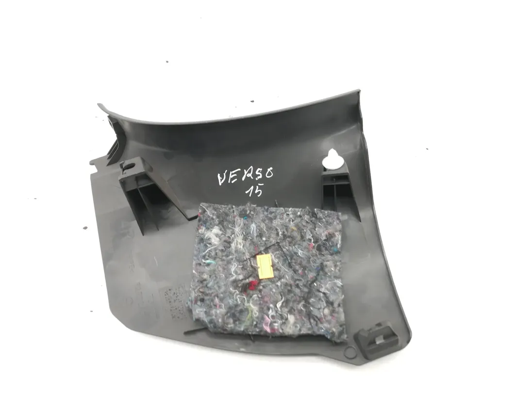 TOYOTA Verso 1 generation (2009-2015) Oikea etukynnysverhoilu 62111-0F020 11761713