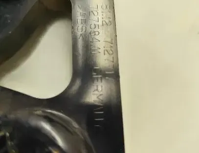 BMW 3 Series E90/E91/E92/E93 (2004-2013) Vasen takapuskurin kiinnike 7275841,7127717 25743483