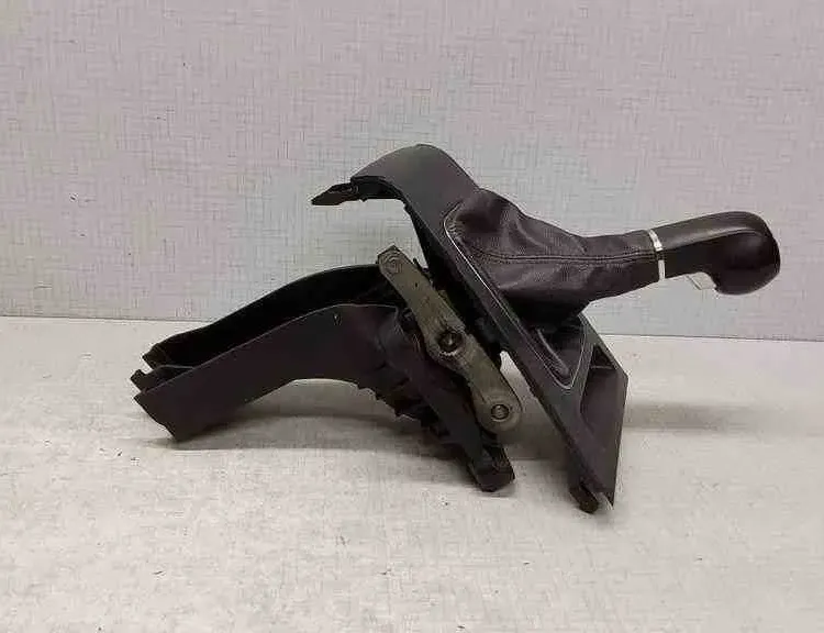 OPEL Zafira B (2005-2010) Vaihteen vaihtotaso muovinen verhoilu 13162583 32561111