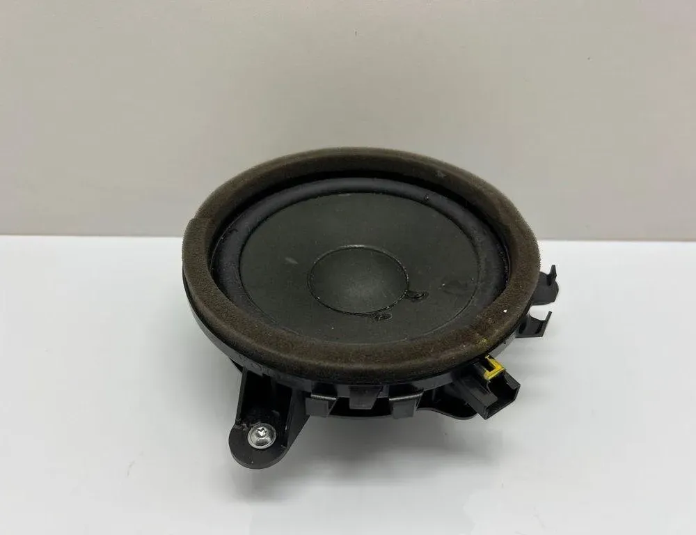 VOLVO V40 Cross Country 1 generation (2012-2020) Oikean takaoven äänikaiutin 30657445,AD7XJ 31995873