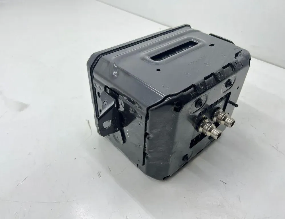 BMW 5 Series G30/G31 (2016-2023) Akku 23101910 31996884