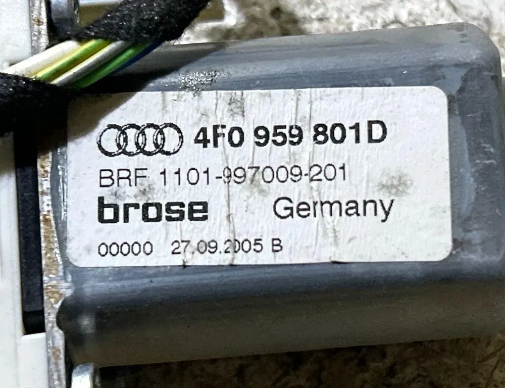 AUDI A6 C6/4F (2004-2011) Vasemman etuoven ikkunansäätimen moottori 00000,1101997009201,4F0959801D 35013635