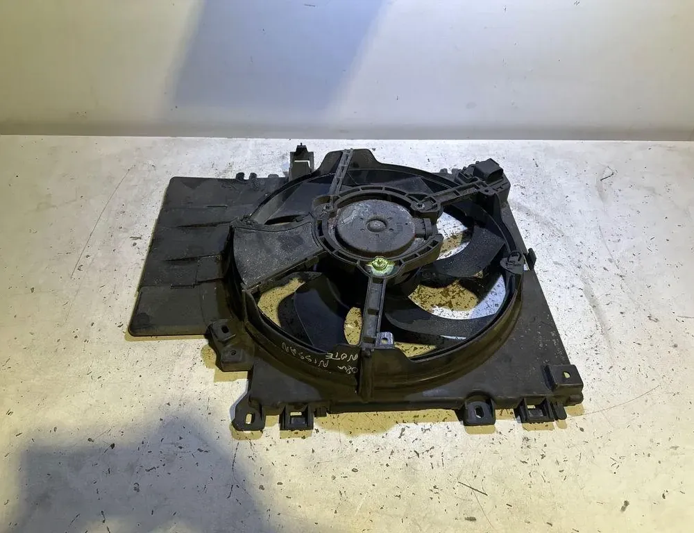 NISSAN Note 1 generation (2005-2014) Moottorin jäähdytystuulettimen jäähdytin 1831442016,1831717016 35000667