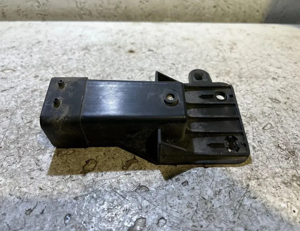 SKODA Fabia 3 generation (2014-2021) Jäähdytysnesteen tuulettimen rele 5J0919506,V05H008 35040577
