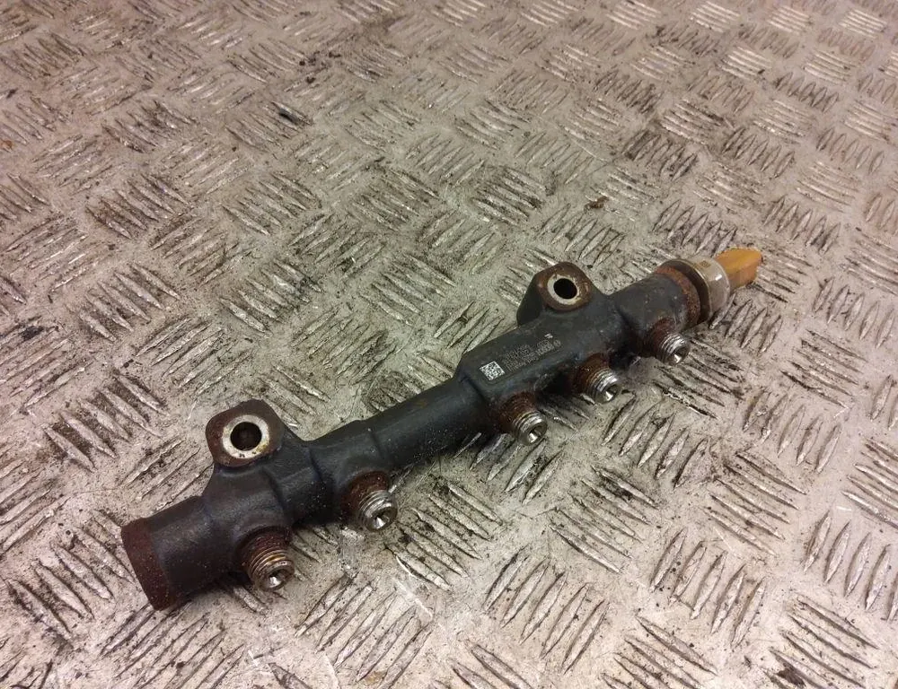 PEUGEOT Partner 2 generation (2008-2023) Polttoainesäiliö 9804776780 33220231