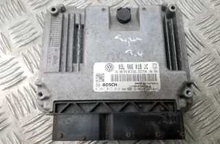 SKODA Superb 2 generation (2008-2015) Moottorin ohjausyksikkö ECU EDC17C46,03L906018JC 34748796