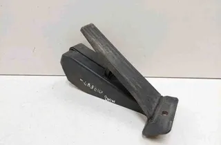 BMW 1 Series E81/E82/E87/E88 (2004-2013) Kaasupoljin 3542677093501,6770935,6PV00937920 32723120