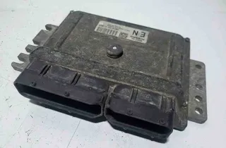 NISSAN Micra K12 (2002-2010) Moottorin ohjausyksikkö ECU MEC37330 32617011