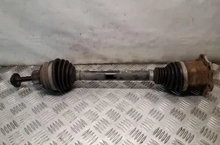 AUDI Q5 8R (2008-2017) Edessä vasen vetoakseli 8R0407271B 32149168