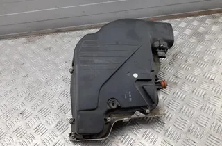 BMW 6 Series F06/F12/F13 (2010-2018) Ilmansuodatinlaatikko 7577464 33426523