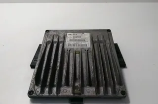 RENAULT Clio 2 generation (1998-2013) Moottorin ohjausyksikkö ECU 8200399038,8200619409 28393042