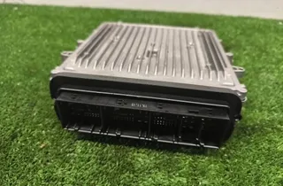 BMW 5 Series F10/F11 (2009-2017) Moottorin ohjausyksikkö ECU 858653601 34244896