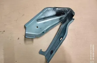 CADILLAC SRX 1 generation (2004-2009) Edessä oikea konepellin sarana 25715774 34671018