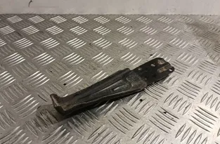 VOLKSWAGEN Passat B8 (2014-2023) Vasen takapuskurin kiinnike 3G0809235A 34884025