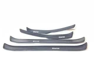 BMW 3 Series E90/E91/E92/E93 (2004-2013) Ulkoverhoilusarja 7060279,51477060279,7060280,51477060285,7060286,51477060280,51477060286,7060285 34040330