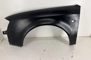 AUDI A6 allroad C5 (2000-2006) Vasen etulokasuoja AD4102AL 34911593