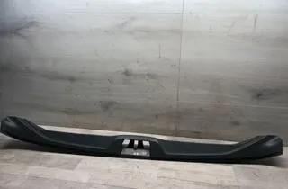 VOLVO XC70 2 generation (2000-2007) Tavaratilan lukon leikkaus 34994872