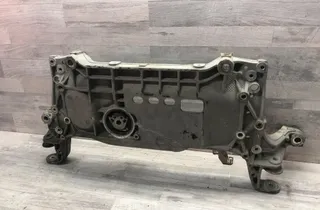 VOLKSWAGEN Tiguan 1 generation (2007-2017) Etujousituksen apurunko 3C0199369H 34996528