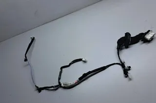 TOYOTA Yaris 3 generation (2010-2019) Vasemman takaoven johdotus RL9MMSVRT14,821540d190 34995701