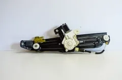 BMW 5 Series F10/F11 (2009-2017) Oikean takaoven ikkunansäädin 7248172 10887567