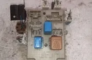 NISSAN Primera P12 (2001-2008) Sulakekaappi 0205021,24350AV700 18234639