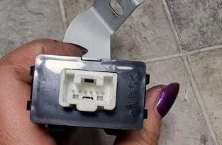 MAZDA 5 1 generation (2005-2010) Muut ohjausyksiköt CC65675DZB 18237962