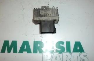 RENAULT Clio 2 generation (1998-2013) Hehkutulpat 7700115078 26983172