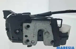 RENAULT Clio 4 generation (2012-2020) Muut kehon osat 805011929R,805011929 34997955