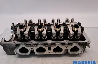 FIAT 500X 1 generation (2014-2024) Moottorin sylinterikansi 71777773,73504058,2907416,55267108 34998059