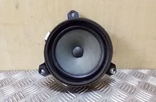 TOYOTA Avensis 3 generation (2009-2020) Vasemman takaoven äänikaiutin 861600D370 26126594