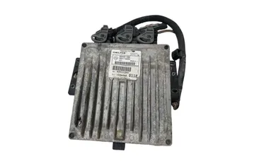RENAULT Kangoo 2 generation (2007-2021) Moottorin ohjausyksikkö ECU 8200911560 34753940