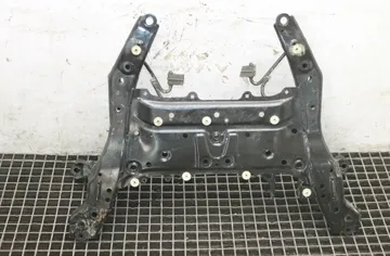 BMW 1 Series F40 (2019-2024) Etujousituksen apurunko 6872729 34923476