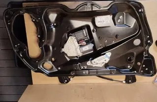 VOLKSWAGEN Passat B6 (2005-2010) Vasemman etuoven ikkunansäädin 3C1837755F 24422279